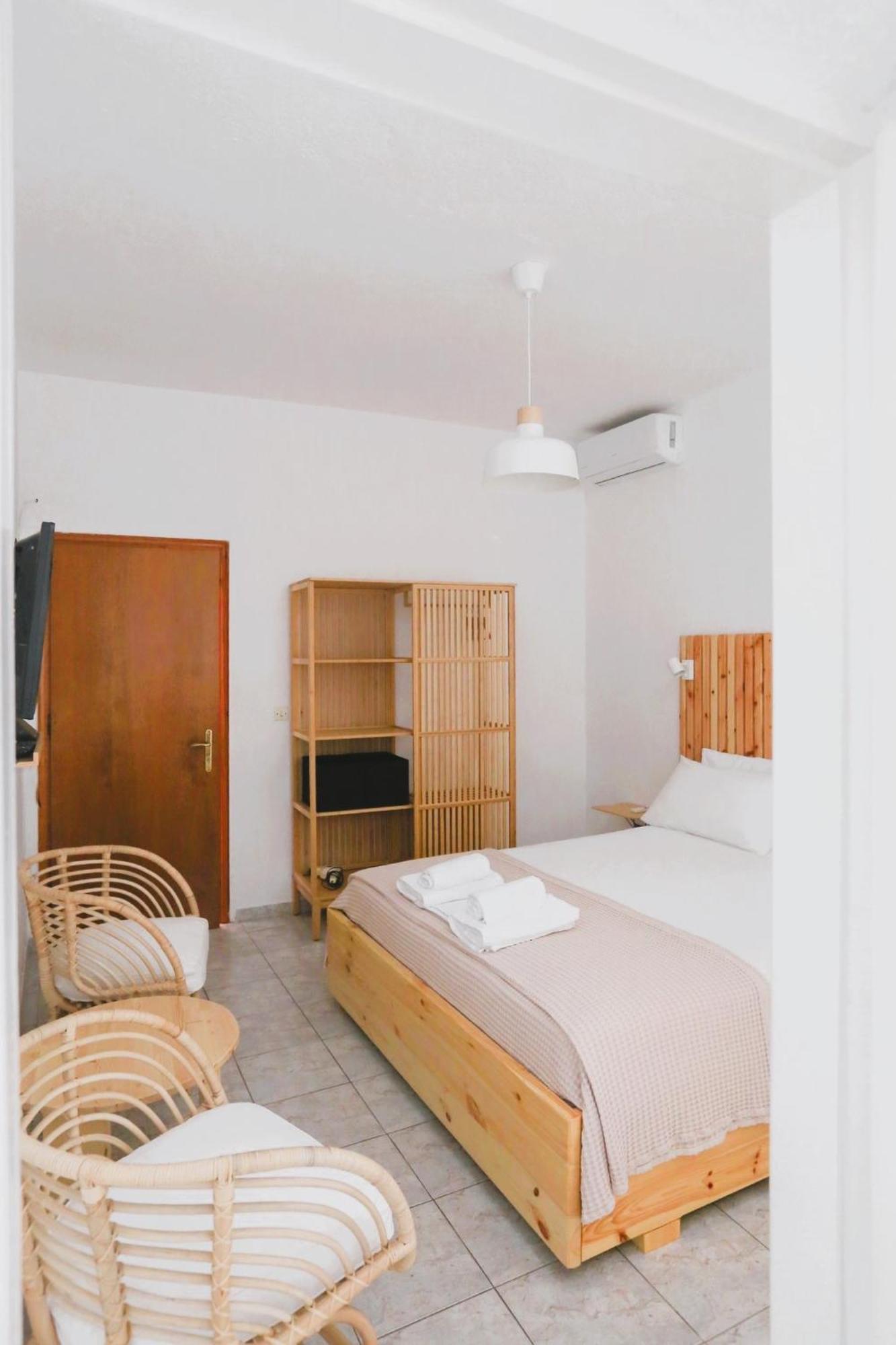 Nona'S Rooms Himarë Exterior foto